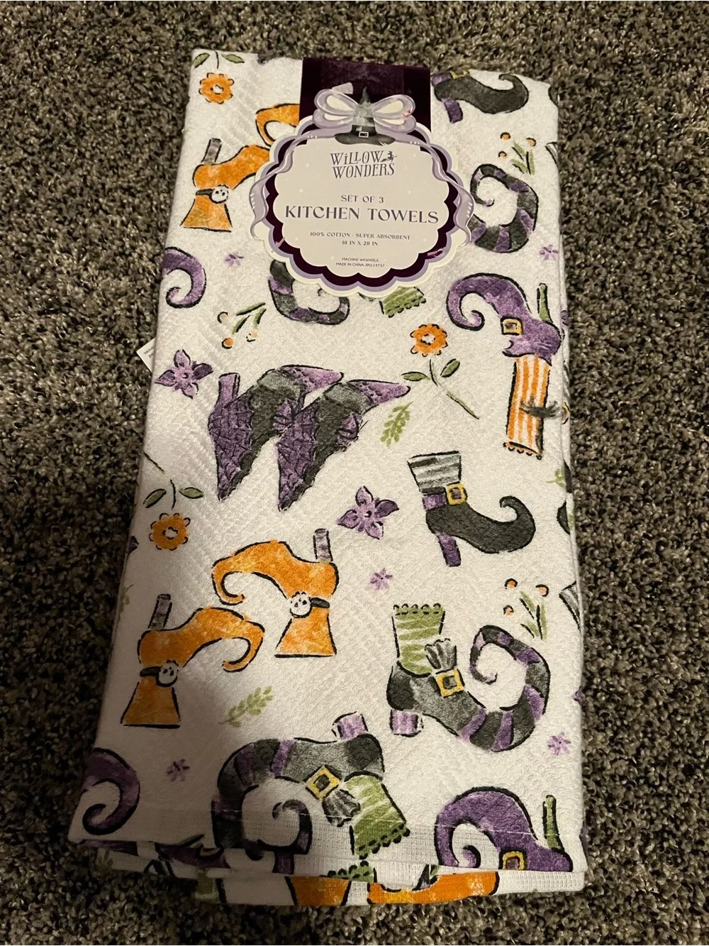 Willow & Wonders Halloween hand towels